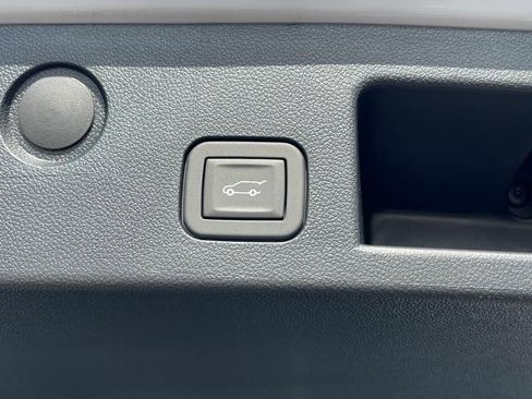 New 2026 Chevrolet Equinox ACTIV w/ Convenience Package III AWD/4WD image 10