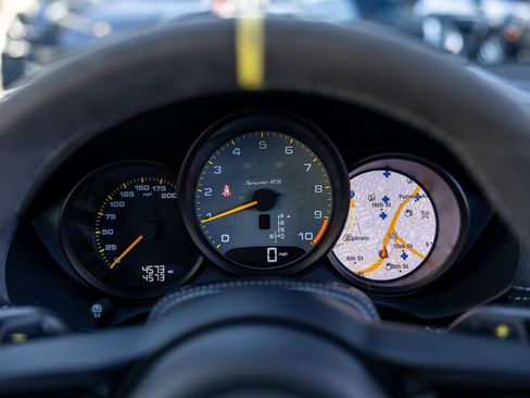 Certified 2025 Porsche 718 Boxster Spyder RS w/ Weissach Package RWD image 31