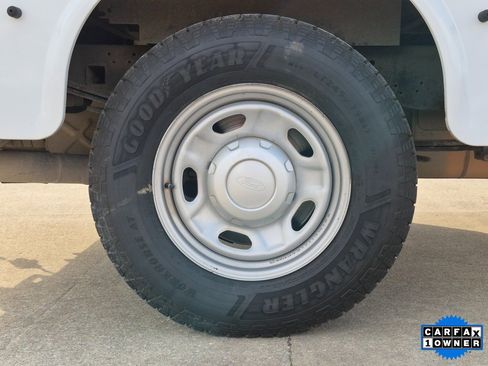 Used 2017 Ford F250 XL image 18