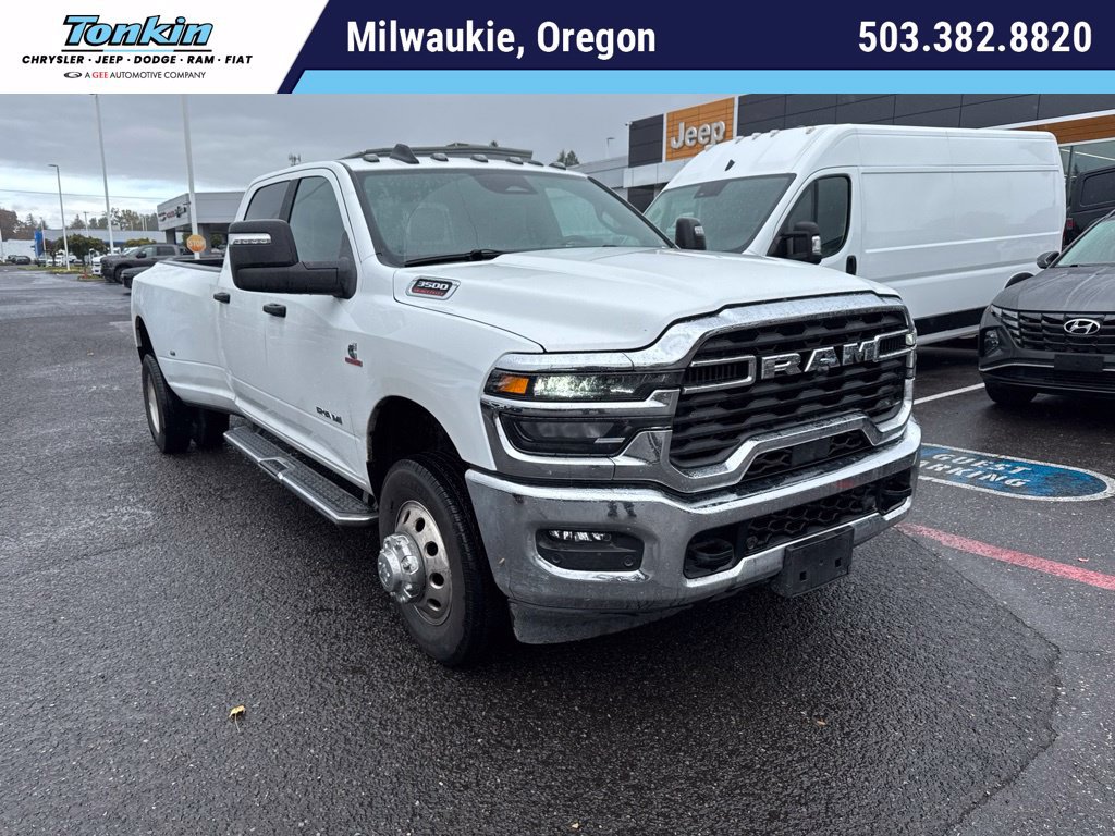 Used 2026 RAM 3500 Big Horn AWD/4WD image 1