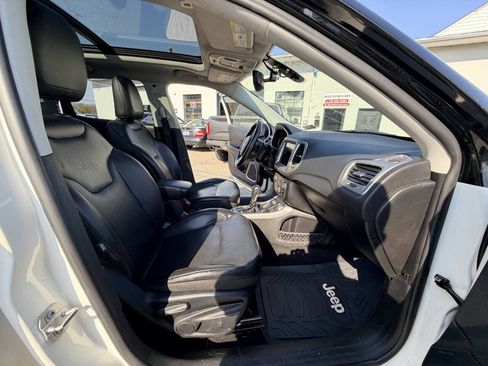 Used 2018 Jeep Compass Sport FWD image 10