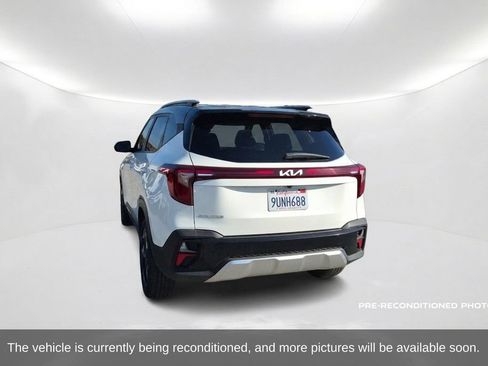 Used 2025 Kia Seltos S FWD image 8