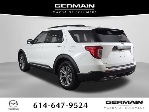Used 2022 Ford Explorer XLT w/ Equipment Group 202A AWD/4WD image 11