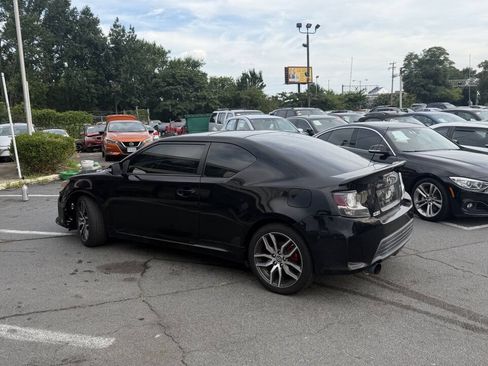 Used 2015 Scion tC FWD image 1