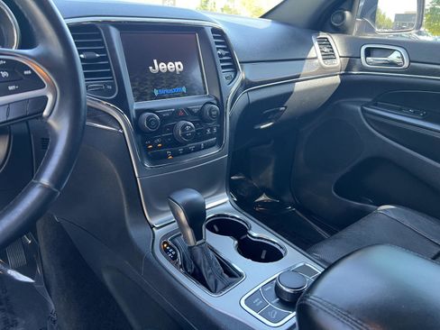 Used 2018 Jeep Grand Cherokee Limited w/ Luxury Group II AWD/4WD image 35
