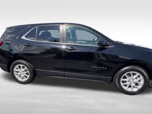 Used 2022 Chevrolet Equinox LT FWD image 8