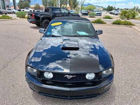 Used 2007 Ford Mustang GT RWD image 10