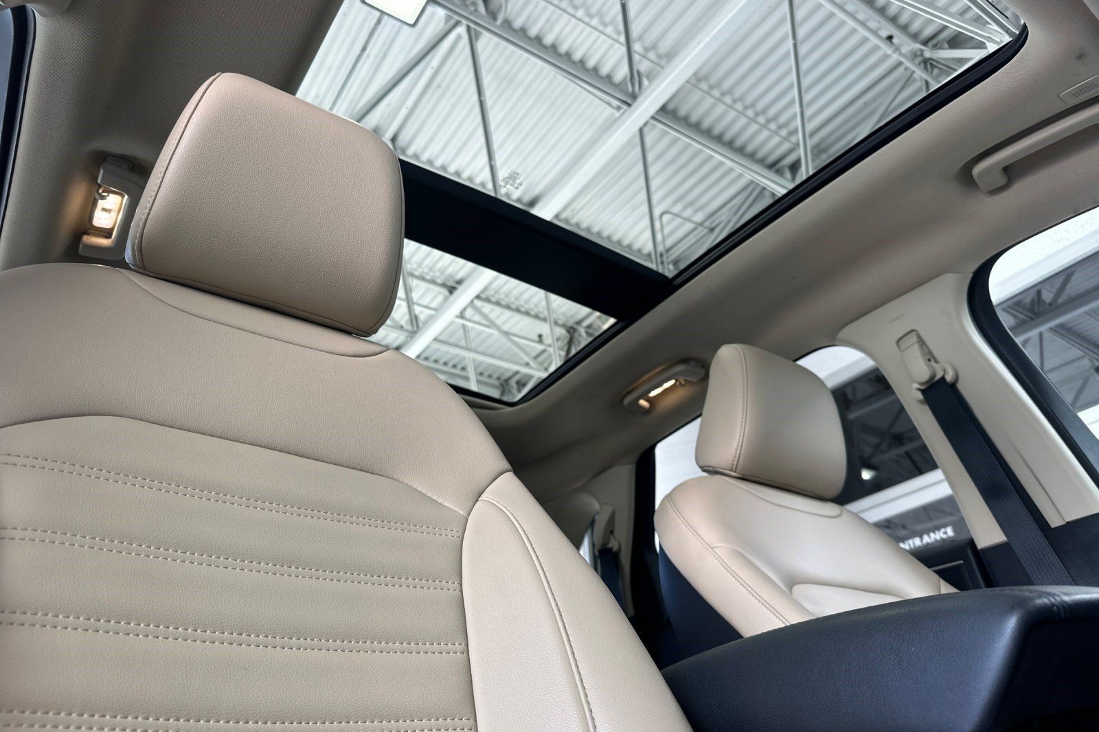 Used 2020 Ford Edge SEL w/ Convenience Package FWD image 21