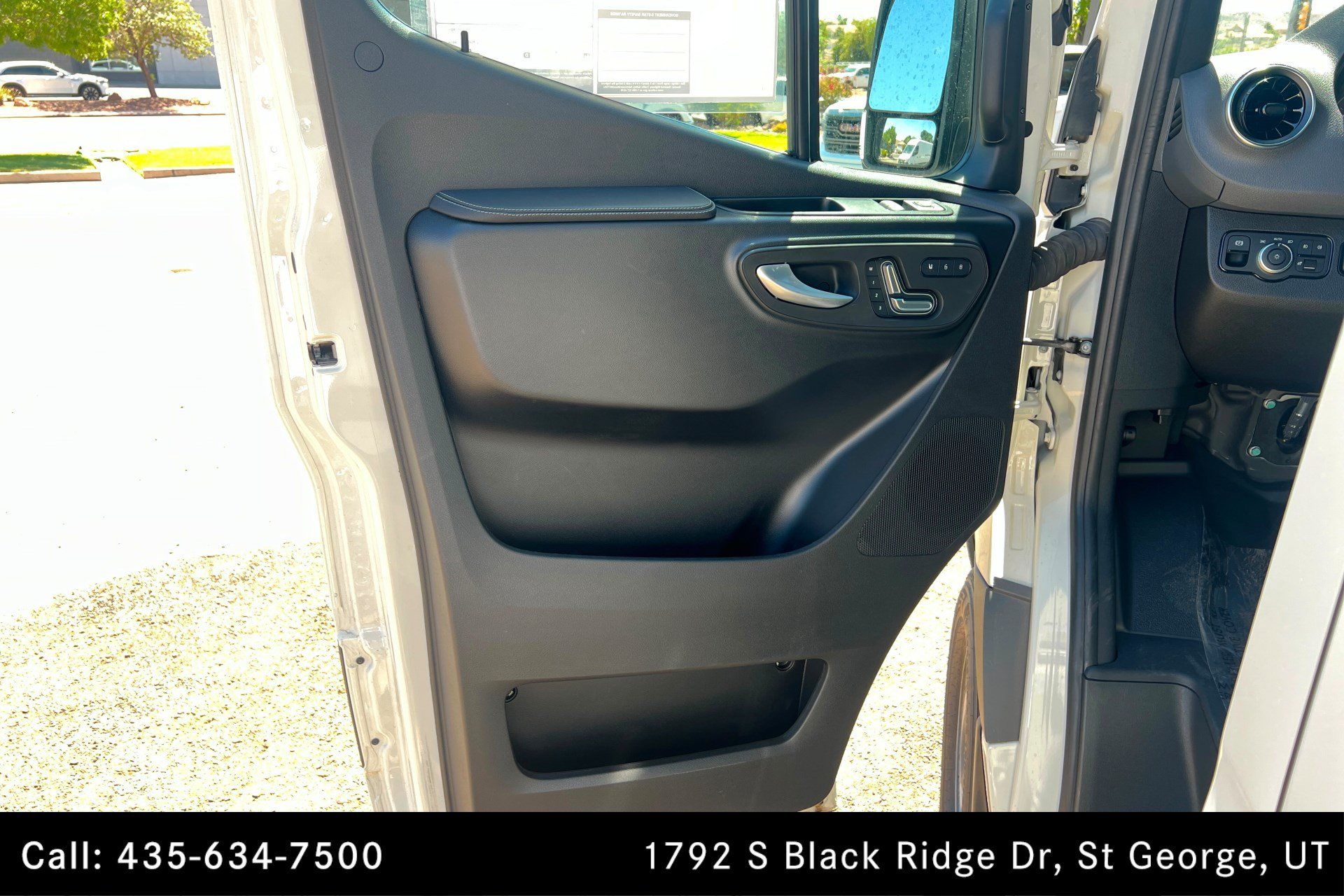 Used 2026 Mercedes-Benz Sprinter 2500 image 14