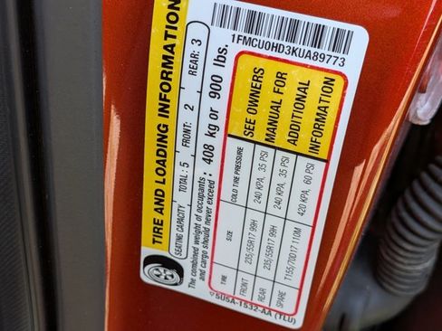 Used 2019 Ford Escape SEL FWD image 17