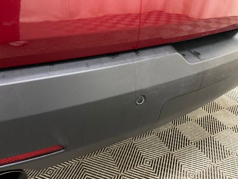 Certified 2019 Chevrolet Traverse LT image 14