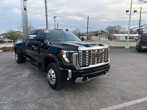 Used 2024 GMC Sierra 3500 Denali w/ Denali Reserve Package image 26