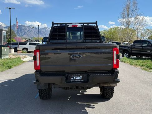 Used 2024 Ford F350 Lariat w/ Lariat Ultimate Package AWD/4WD image 11