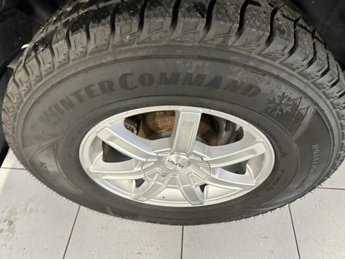 Used 2018 Jeep Wrangler Sport image 17