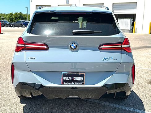 New 2026 BMW X3 xDrive30i w/ Premium Package AWD/4WD image 7