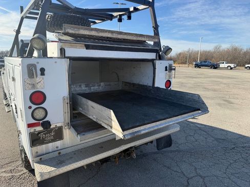 Used 2018 Ford F350 XL w/ Power Equipment Group image 17