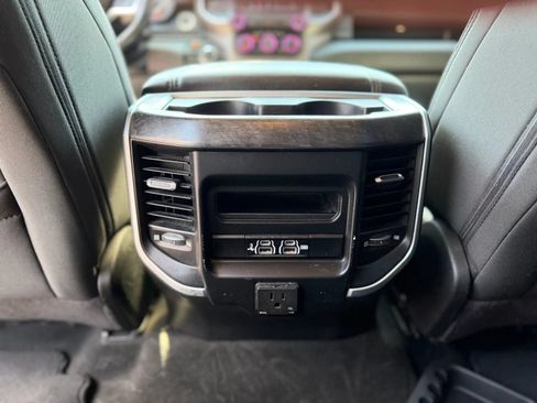 Used 2020 RAM 1500 Big Horn AWD/4WD image 12