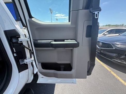 Used 2022 Ford F350 XL w/ Power Equipment Group AWD/4WD image 18