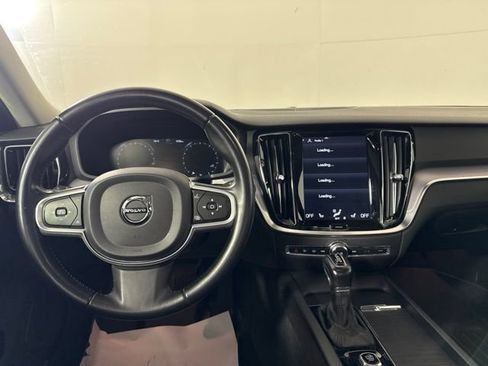 Used 2019 Volvo S60 T6 Momentum w/ Multimedia Package AWD/4WD image 27