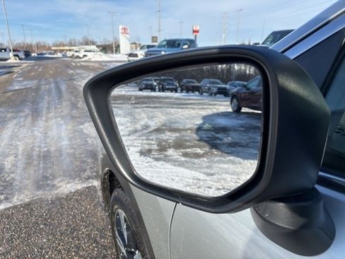 Used 2024 Mitsubishi Eclipse Cross SE image 6