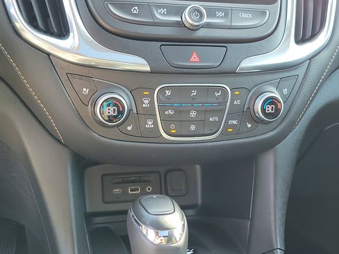 Used 2019 Chevrolet Equinox Premier image 27