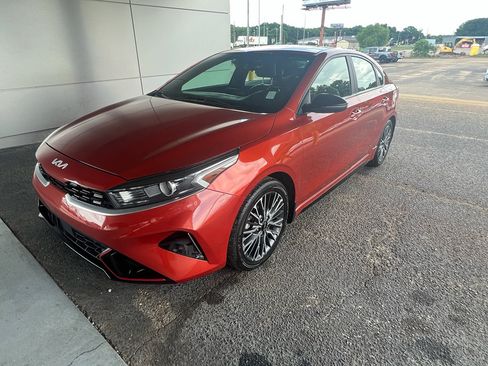 Used 2023 Kia Forte GT-Line w/ GT-Line Premium Package FWD image 5