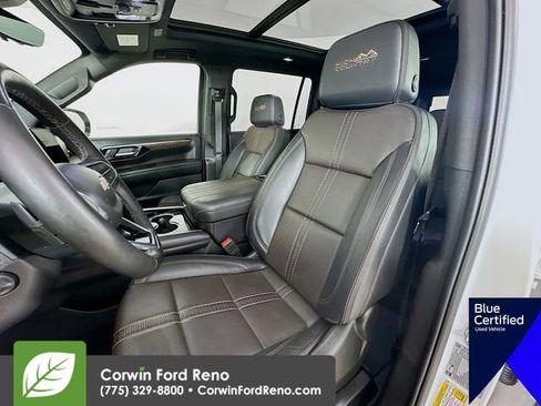 Used 2025 Chevrolet Suburban High Country image 25