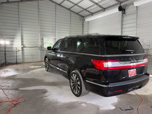 Used 2021 Lincoln Navigator L Reserve AWD/4WD image 7