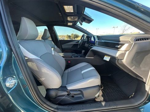 New 2026 Toyota Camry SE FWD image 25