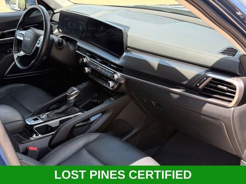 Used 2025 Kia Telluride S FWD image 27