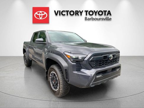 Used 2026 Toyota Tacoma TRD Off-Road AWD/4WD image 5