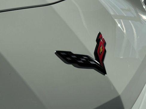 Used 2016 Chevrolet Corvette Z06 w/ 3LZ Preferred Equipment Group image 10