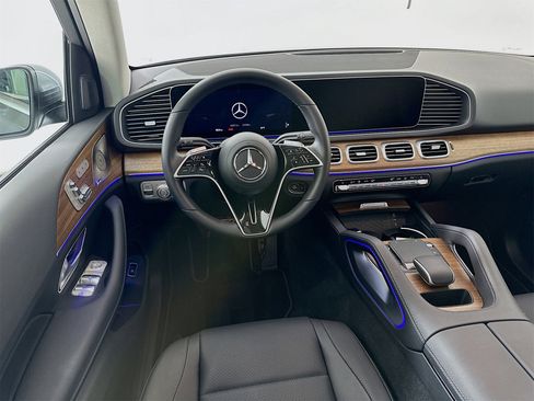 Certified 2025 Mercedes-Benz GLE 350 4MATIC image 25