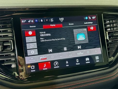 Used 2023 Dodge Durango GT image 30