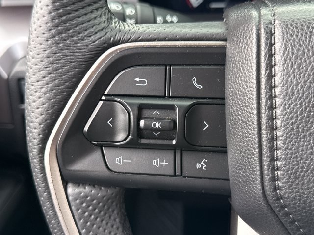 Certified 2025 Toyota Tacoma TRD Sport w/ TRD Sport Upgrade Package AWD/4WD image 38