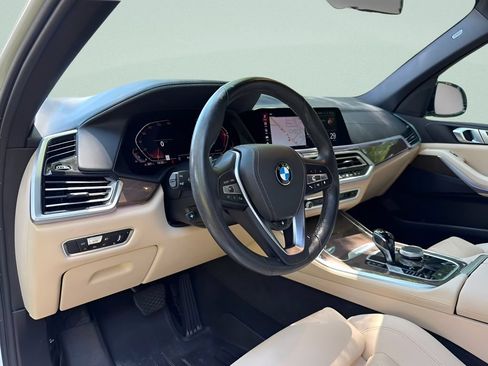 Used 2022 BMW X5 xDrive40i w/ Premium Package AWD/4WD image 11