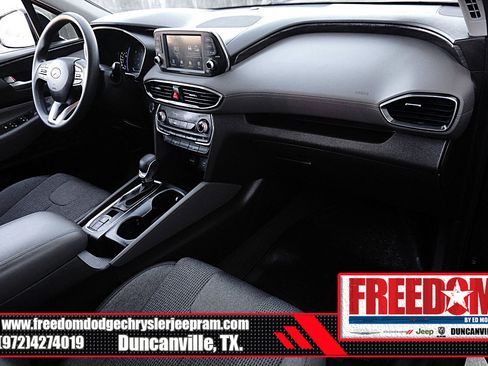 Used 2020 Hyundai Santa Fe SEL image 12