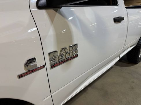 Used 2018 RAM 2500 Tradesman w/ Chrome Appearance Group AWD/4WD image 42