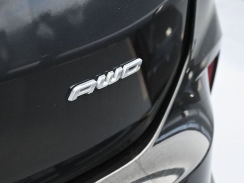 Used 2022 Ford Edge Titanium image 39