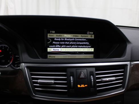 Used 2012 Mercedes-Benz E 350 4MATIC Sedan image 17