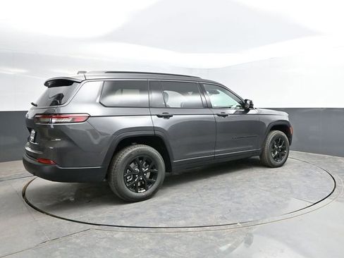 New 2026 Jeep Grand Cherokee L 4WD image 7