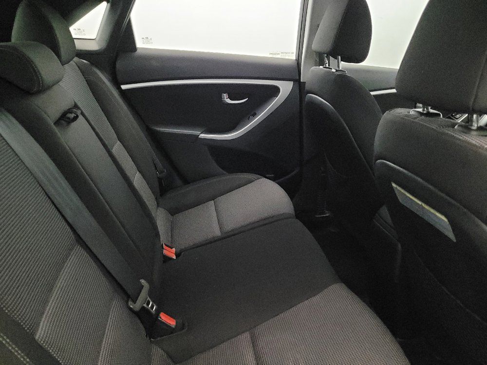 Used 2016 Hyundai Elantra GT w/ Option Group 02 FWD image 19