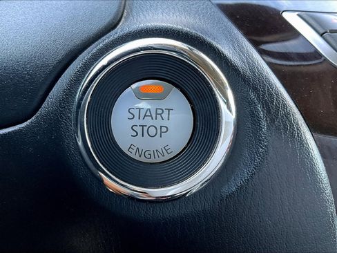 Used 2017 INFINITI QX60 Luxe w/ Deluxe Technology Package image 23