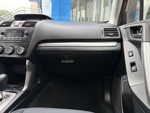 Used 2014 Subaru Forester 2.5i Premium w/ All-Weather Package AWD/4WD image 28