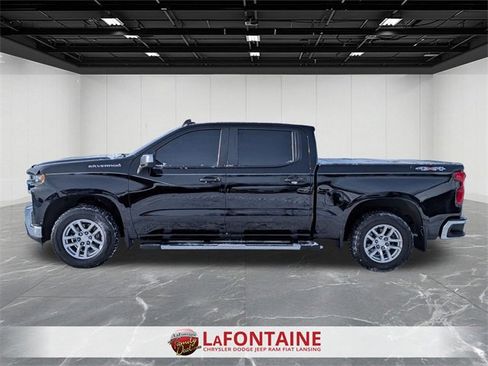 Used 2021 Chevrolet Silverado 1500 LT w/ Bed Protection Package image 2