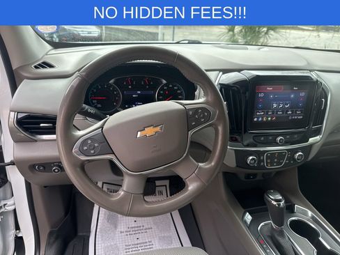Used 2020 Chevrolet Traverse LT image 27