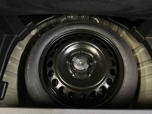 Certified 2022 GMC Terrain SLE w/ Driver Convenience Package image 28