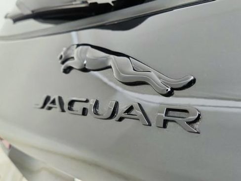 Used 2025 Jaguar F-PACE R-Dynamic S image 17