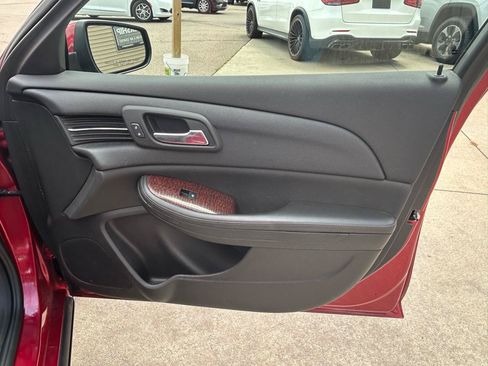Used 2013 Chevrolet Malibu Eco w/ Power Convenience Package FWD image 16