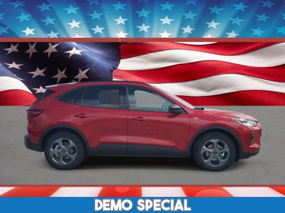 New 2025 Ford Escape ST-Line w/ Equipment Group 301A